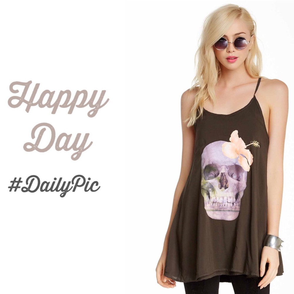New Wildfox Island Skull Coverup